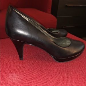 Heels, pumps size 6
